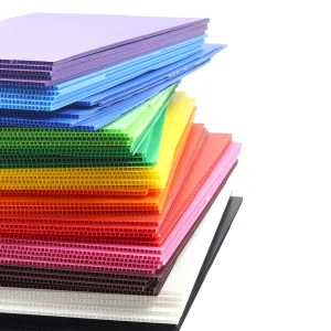 Kartonplast proložka 1180 mm x 780 mm x 2,5 mm 450 G/m2 bílá